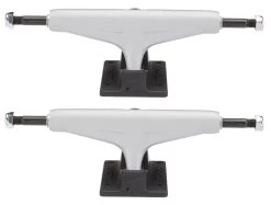 TENSOR SKATEBOARD TRUCKS 5.5 MAG LIGHT REFLECT SILVER/BLACK