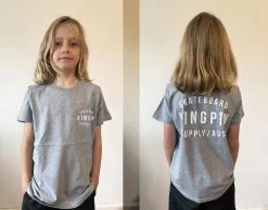 KINGPIN SKATE SUPPLY Youth S/S TEE SHIRT GREY WHITE ORIGINAL PRINT