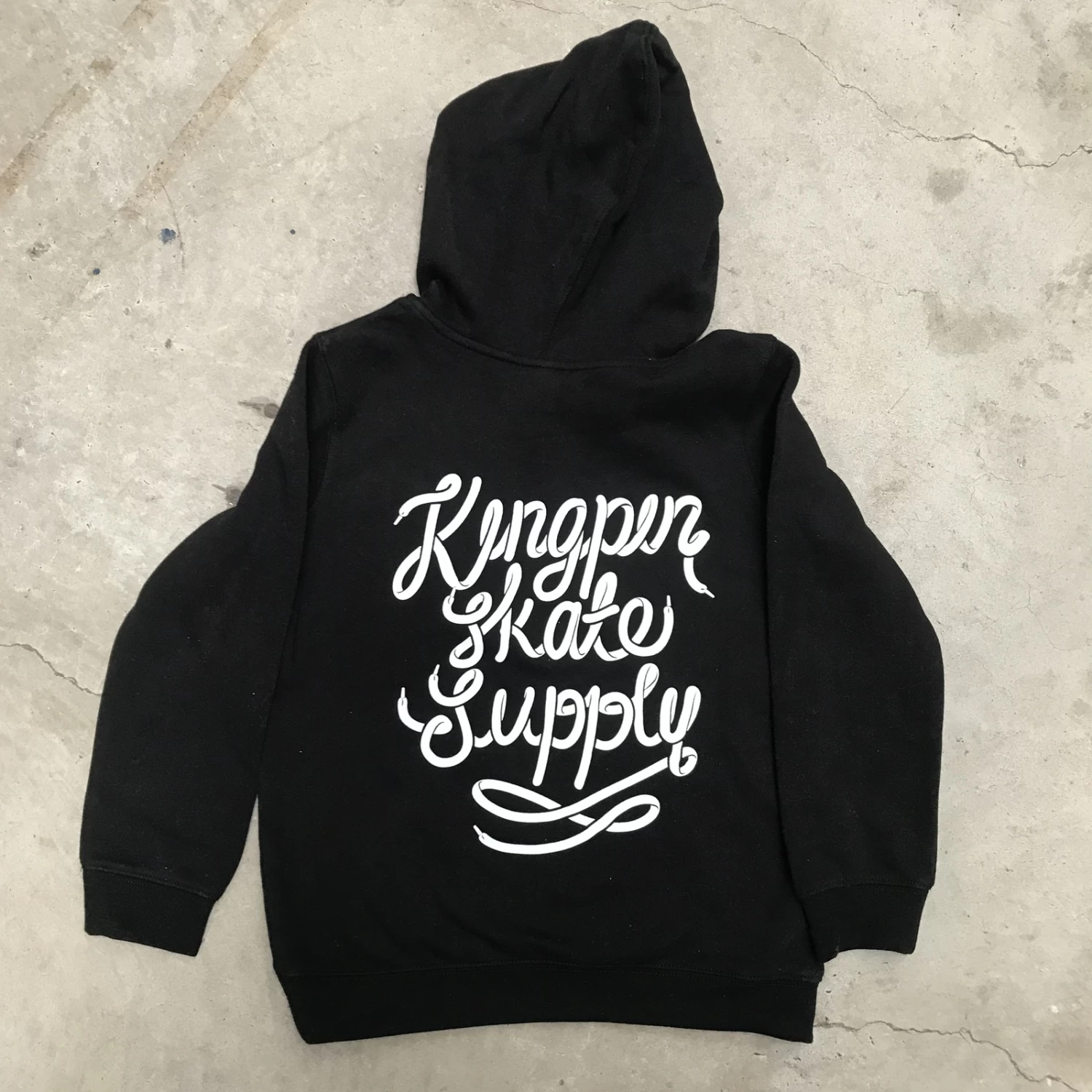 KINGPIN SKATE SUPPLY YOUTH HOOD HOODY SHOELACE PRINT BLACK 4 KINGPIN SKATE SUPPLY YOUTH HOOD HOODY SHOELACE PRINT BLACK - Image 2