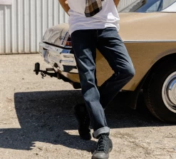 VOLCOM Vorta Denim Jeans Regular Rise / Slim Fit VINTAGE BLUE