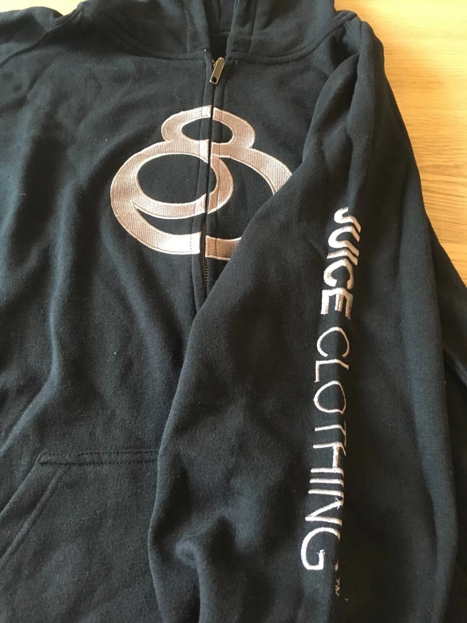 Juice - Embroidered Logo Hoodie Jumper Black / Grey Zip Up Zipper Mens Large 4 Juice - Embroidered Logo Hoodie Jumper Black / Grey Zip Up Zipper Mens Large - Image 2